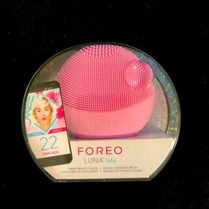 Foreo Luna fofo Facial Cleansing Brush